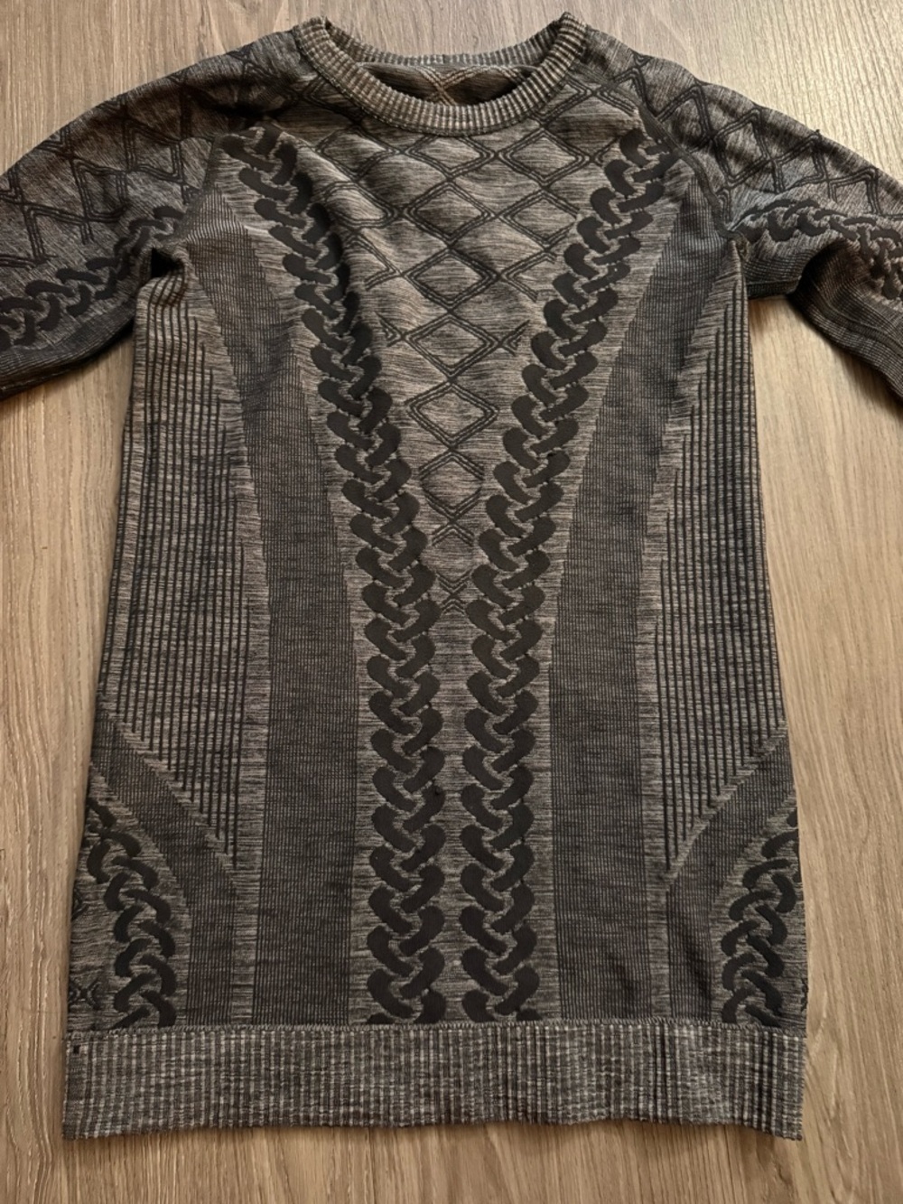 lululemon athletica Gray Patterned Long Sleeve Top